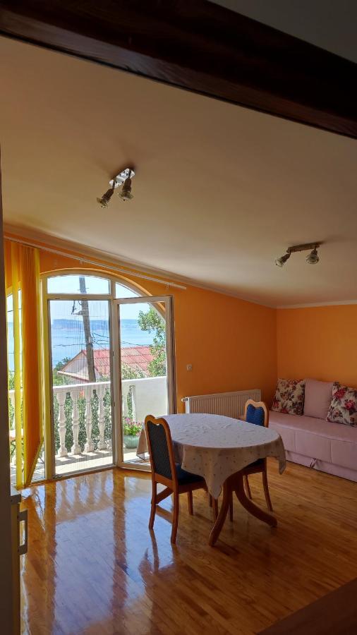 Apartments Veni Up Starigrad Paklenica Bagian luar foto